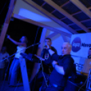 KOZMIX A HÁZBAN A FAHÁZBAN