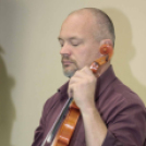 Pillangó óvoda és családi napközi szokásos őszi koncertjének vendége idén, az APNOÉ Zenekar