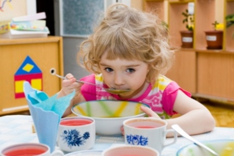 Diétás étkezést igénybevevő gyermekek szüleinek figyelmébe