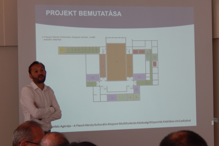 Októberre megújul a Flesch Károly Kulturális Központ