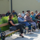 Faültetés az Idősök otthonában