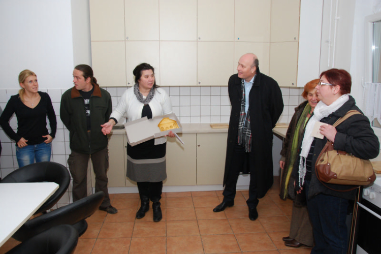 Adomány átadó a Családok Átmeneti Otthonában (Fotó: Nagy Mária)