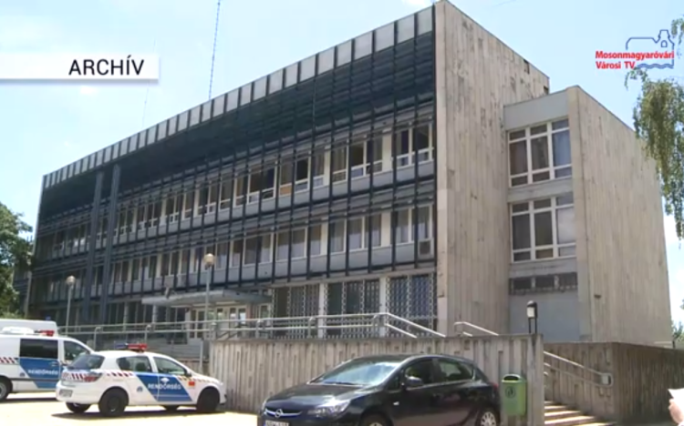 Barátnőjét bántalmazta egy férfi a vasútállomáson