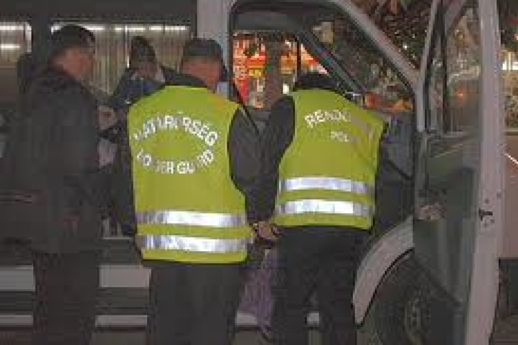 15 menekültet fogtak el