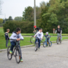 Kerékpáros ügyességi verseny (Fotó: Nagy Mária)