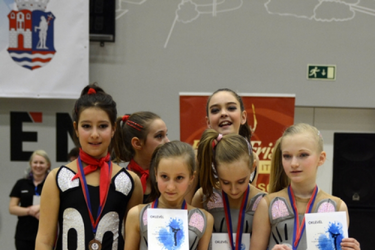 VII. Óvár-Kupa Akrobatikus Rock 'n' Roll Területi Pontszerző és jótékonysági táncverseny