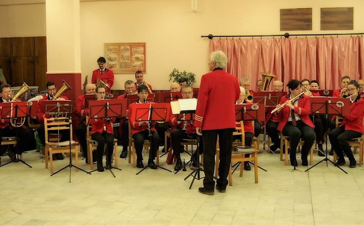 A Karácsonyt ünnepelték az év utolsó munkanapján a Kühne Mezőgazdasági Gépgyár Zrt. üzemeiben