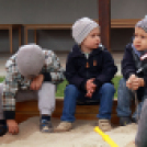 A Pillangó Óvoda és Mini Bölcsöde közös húsvétolása a Mosonmagyaróvári Mentőszolgálat gyermekeivel