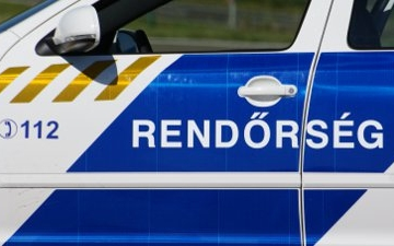 Vádemelési javaslat az anya ellen