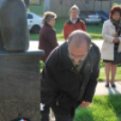 Költészet napi koszorúzás a József Attila szobornál (Fotó: Nagy Mária)