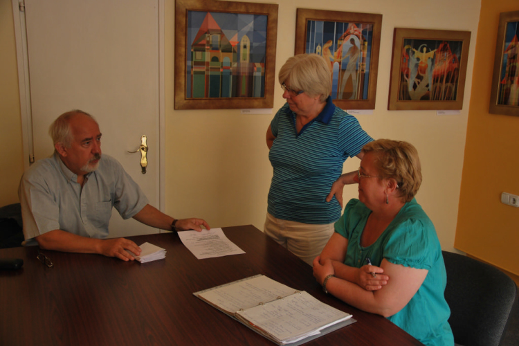 Matusz Péter Pál kiállításának a zárása, nyereménysorsolással (Fotó: Nagy Mária)